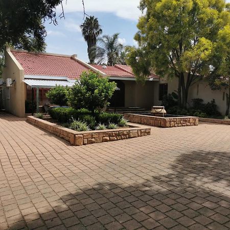 Gluckman Drive Guesthouse Welkom Exterior photo